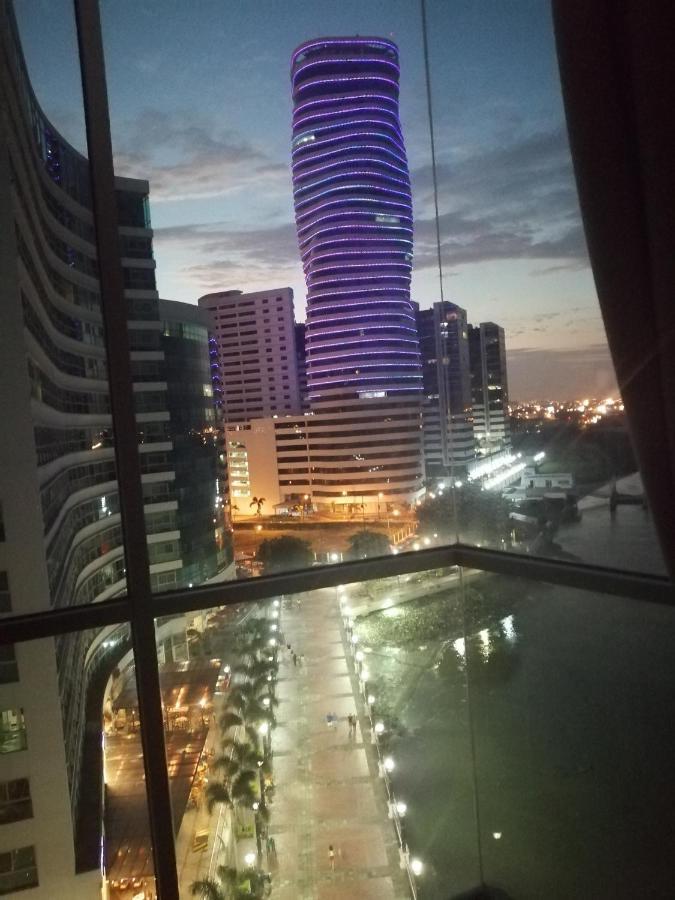 Puerto Santa Ana Suites Guayaquil Kültér fotó