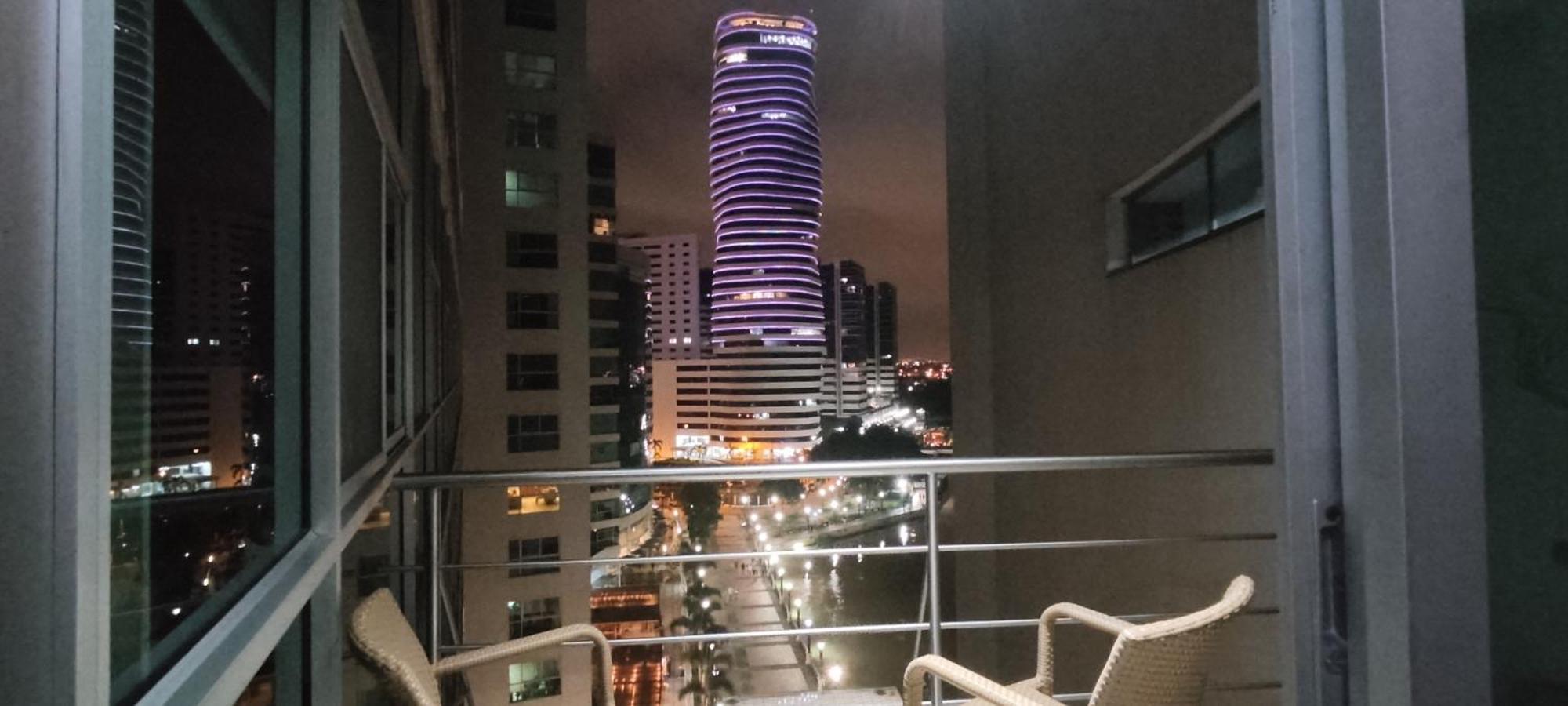 Puerto Santa Ana Suites Guayaquil Kültér fotó