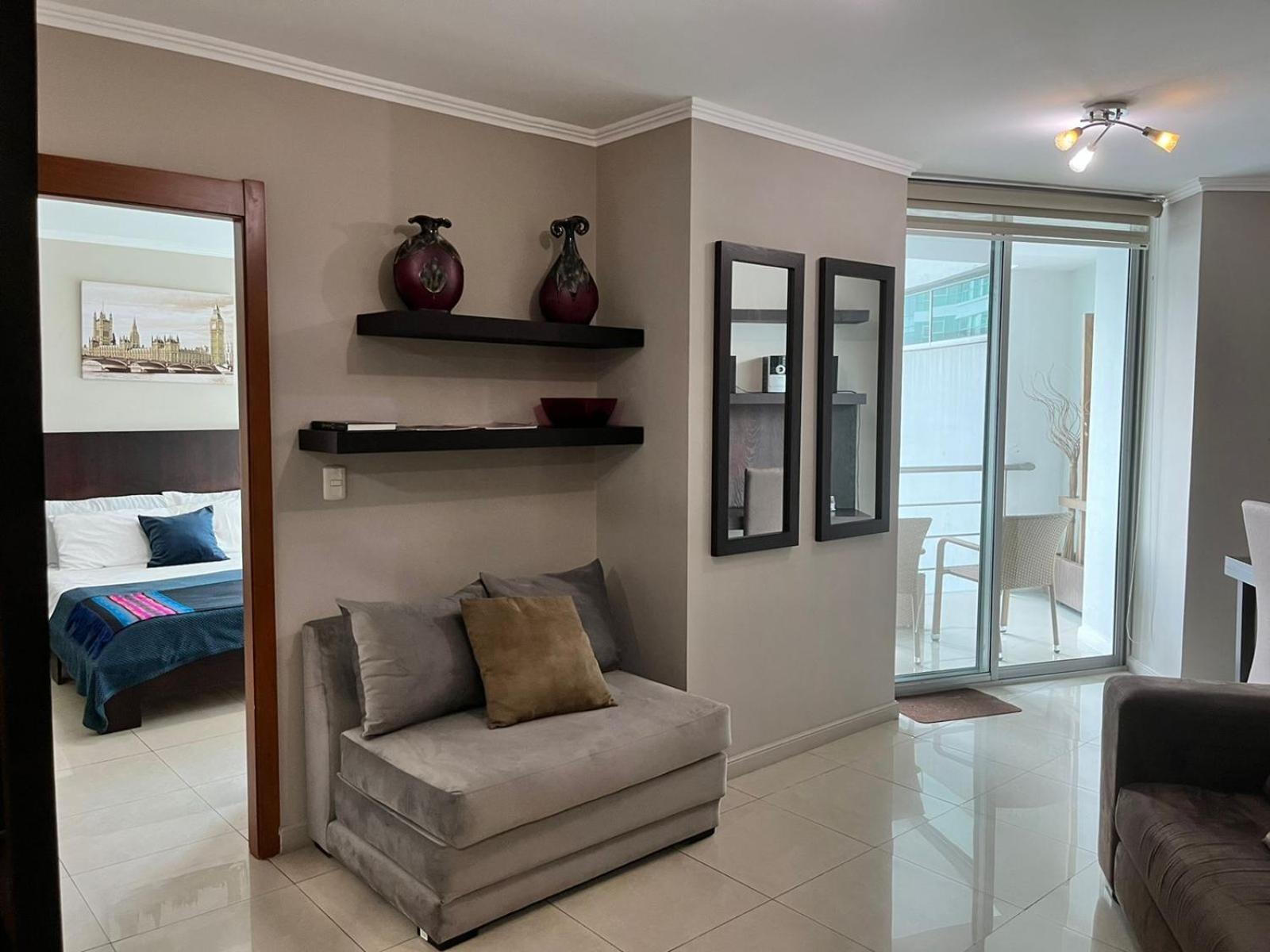 Puerto Santa Ana Suites Guayaquil Kültér fotó