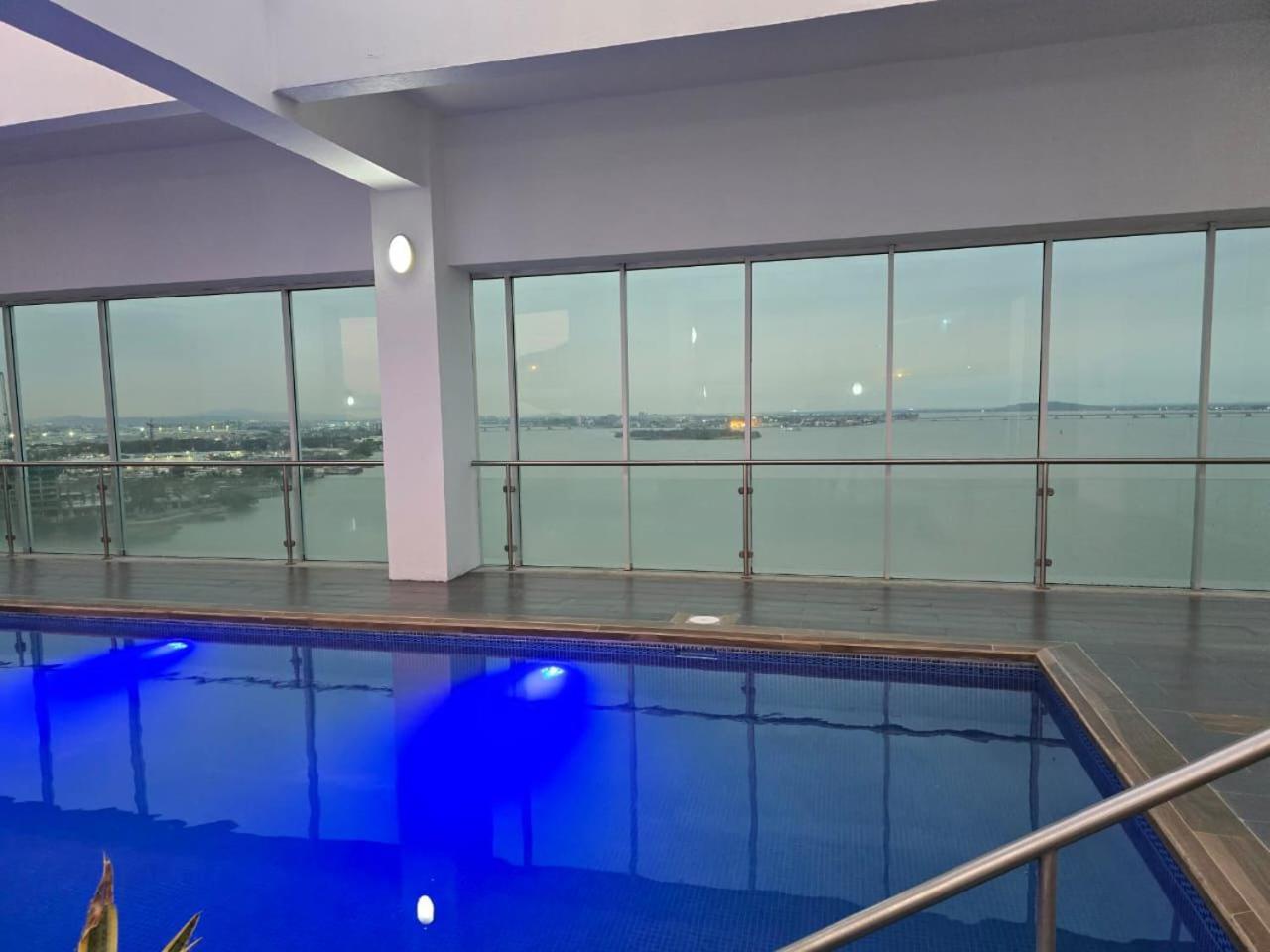 Puerto Santa Ana Suites Guayaquil Kültér fotó