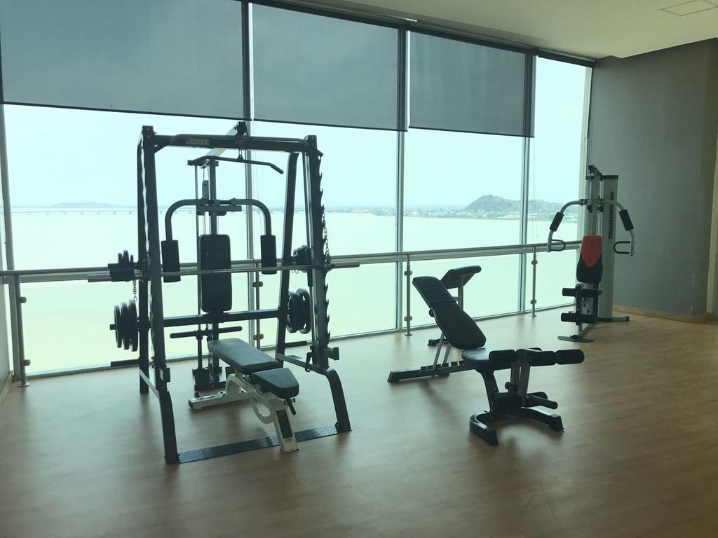 Puerto Santa Ana Suites Guayaquil Kültér fotó
